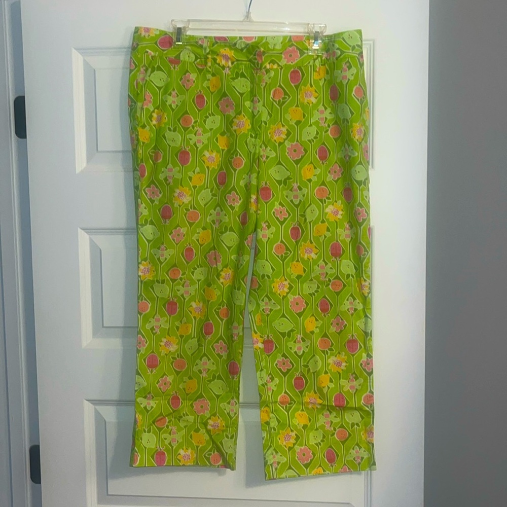 Lilly Pulitzer Green Floral Cropped Pants
